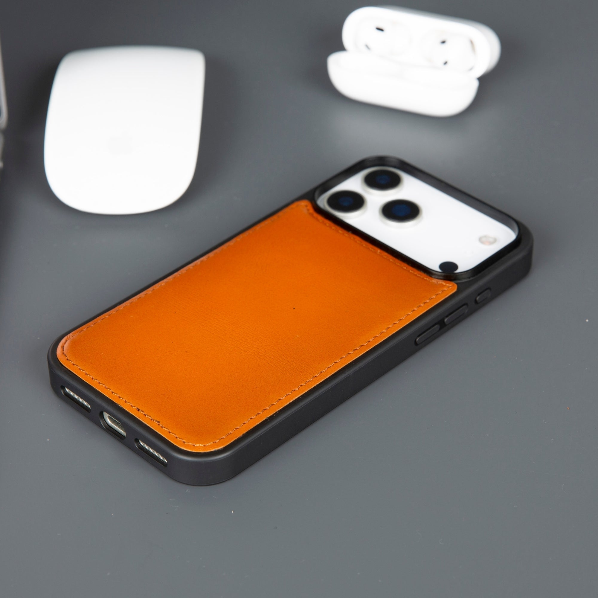 Casper iPhone 17 Pro Leather Wallet Case – MagSafe Compatible